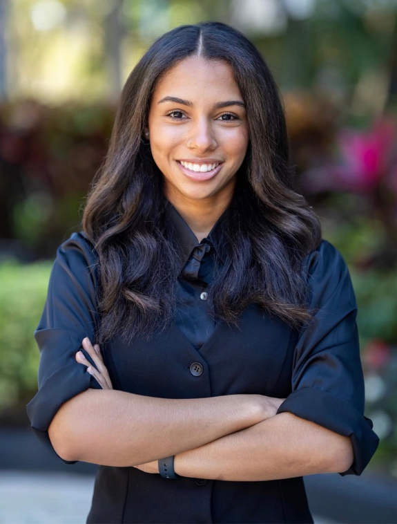Ariah Saunders, PROPEL alumna, U.S. Army veteran, and Boca Raton real estate professional